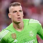 Andriy Lunin dalam sebuah aksinya bersama Real Madrid