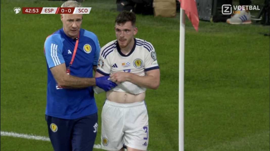 Andy Robertson cedera dalam laga di Spanyol Skotlandia Selamat Dari Teror Spanyol, Tapi Kabar Buruk Bagi Liverpool!