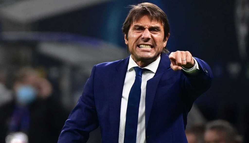 Antonio Conte mantan pelatih Tottenham Hotspur