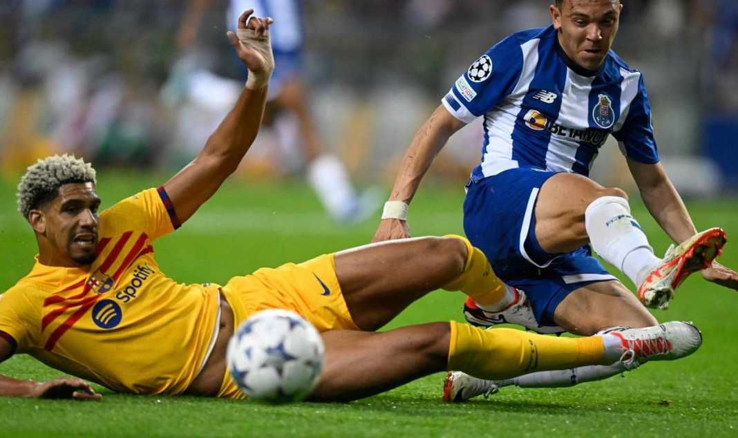 Barcelona kesulitan saat menghadapi Porto di Liga Champions Barcelona kesulitan saat menghadapi Porto di Liga Champions