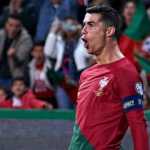 Cristiano Ronaldo mencetak gol melalui titik penalti di laga antara Portugal vs SLovakia pada kualifikasi Piala Eropa atau Euro 2024