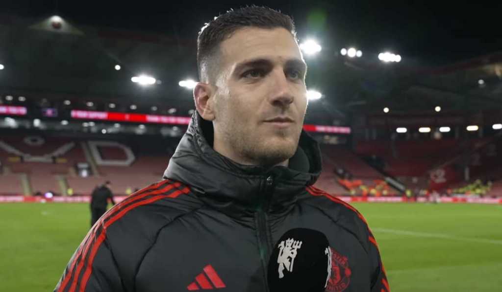 Diogo Dalot Senang Bisa Persembahkan Kemenangan Untuk Mendiang Sir Bobby Charlton