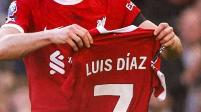 Kemenangan Liverpool Diwarnai Dukungan Bagi Luis Diaz