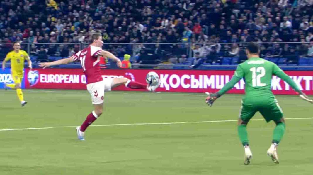 Gol Rasmus Hojlund ke gawang Kazakhstan Pemain Manchester United Bisa Jadi Penentu Kemenangan Denmark Malam Nanti