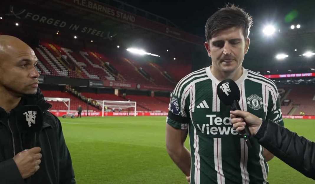 Harry Maguire dalam wawamcara usai pertandingan Harry Maguire Kenang Bagaimana Bobby Charlton Sering Kunjungi Ruang Ganti Manchester United