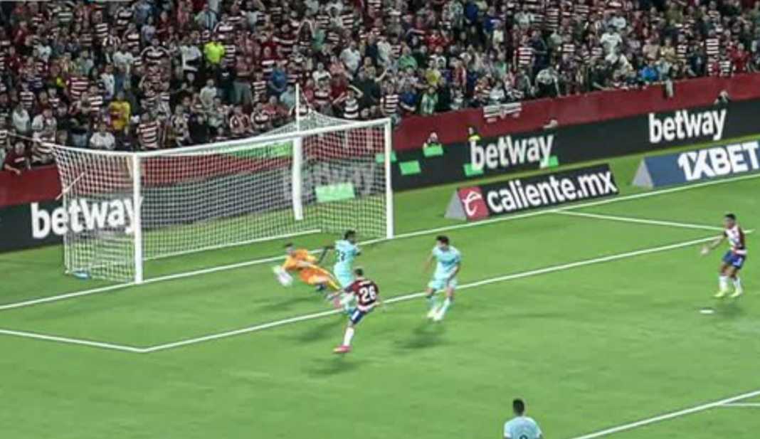 Hasil Granada vs Barcelona gol cepat oleh Bryan Zaragoza Hasil Granada vs Barcelona gol cepat oleh Bryan Zaragoza