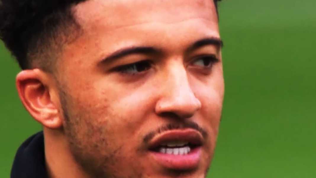 Jadon Sancho dalam sesi latihan Man Utd Barcelona Berminat Rebut Jadon Sancho dan 5 Pemain Lain yang Tengah Terpinggirkan