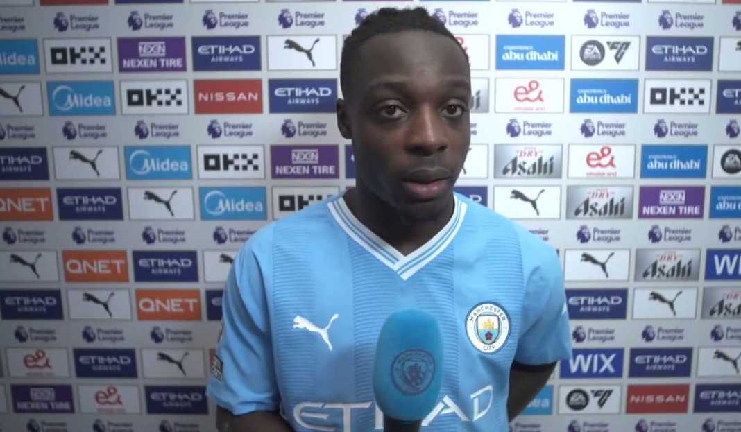 Jeremy Doku berbicara tentang kemenangan Manchester City Jeremy Doku Puji Mentalitas Manchester City Usai Kemenangan Sulit Atas The Seagulls