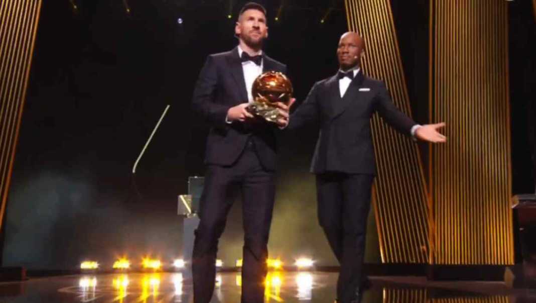Lionel Messi raih trofi Ballon d'Or 2023 sebagai pemain sepak bola terbaik 2023 Lionel Messi raih trofi Ballon d'Or 2023 sebagai pemain sepak bola terbaik 2023