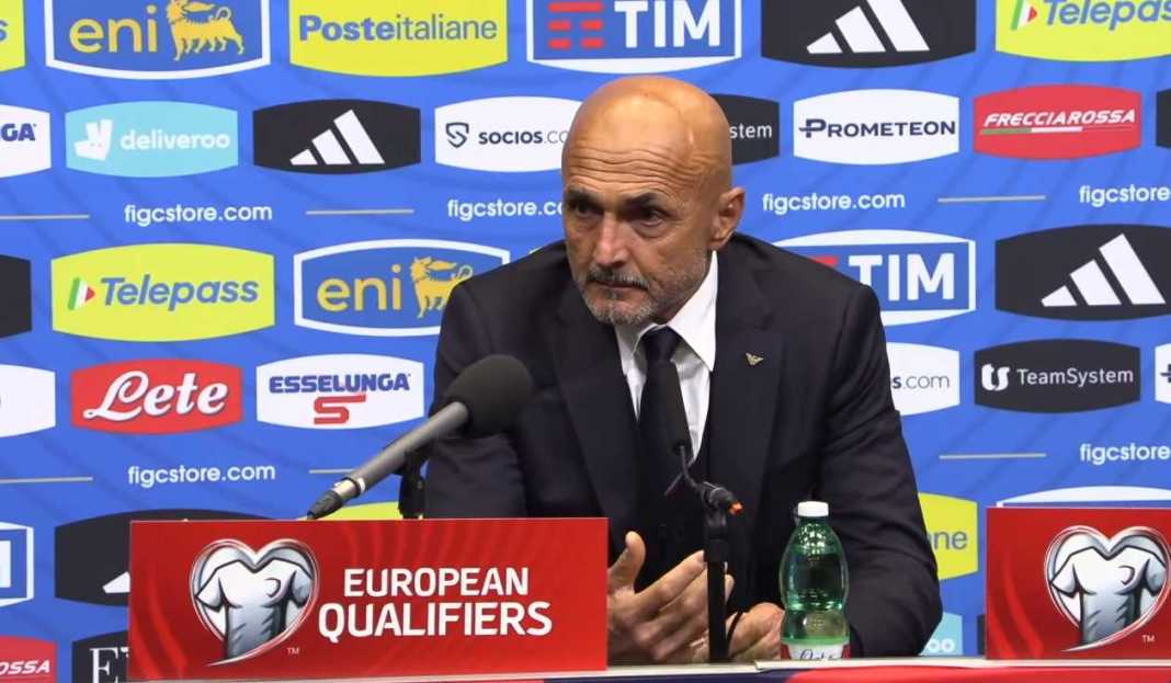 Luciano Spalletti kecewa dengan kekalahan Italia Luciano Spalletti Ungkap Kenapa Italia Bisa Kalah dari Inggris di Kualifikasi Euro 2024