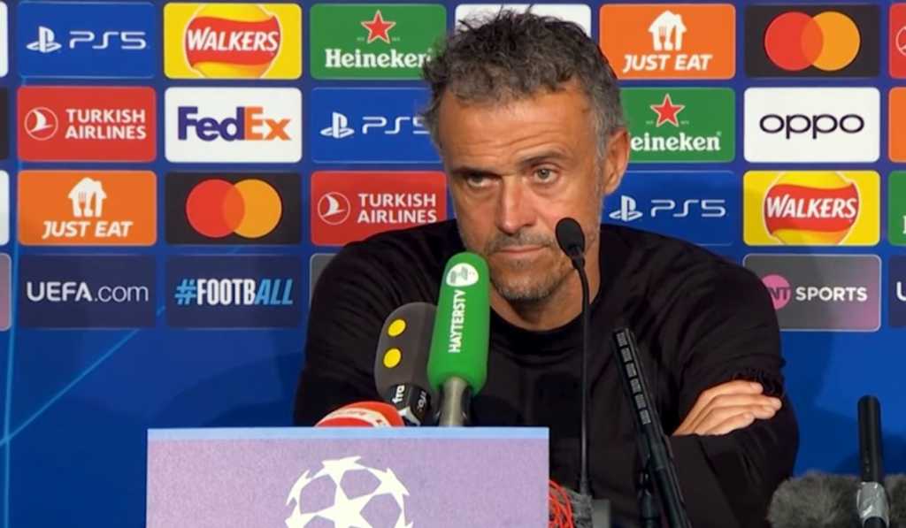 Kinerja PSG Memalukan, Luis Enrique Bela Taktiknya, Sebut Itu Sudah Strategi Terbaik