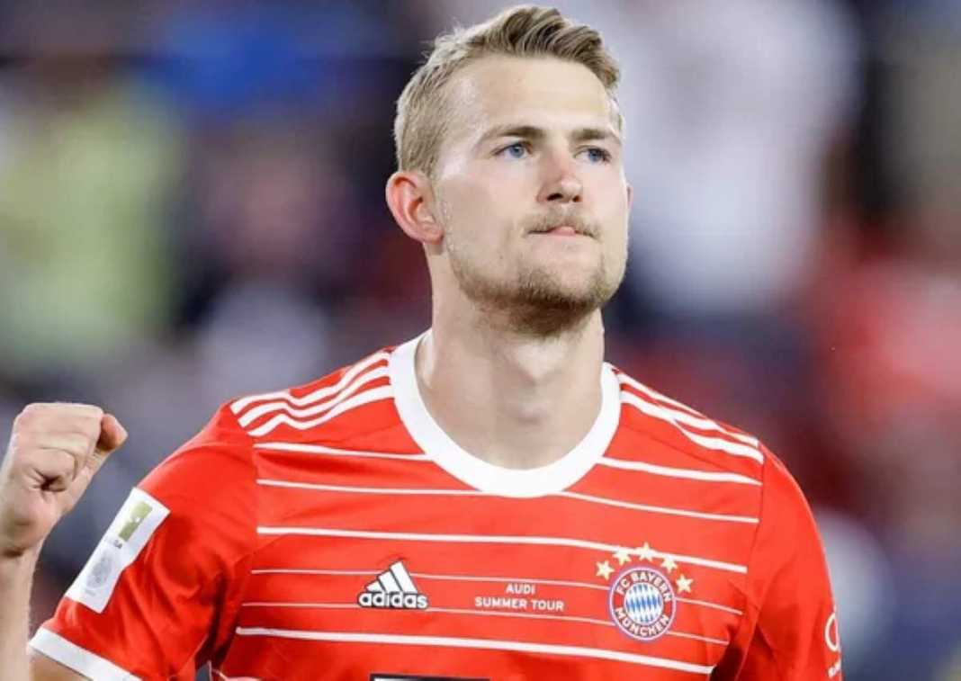 Matthijs de Ligt dalam sebuah laga di Bayern Munchen Matthijs de Ligt dalam sebuah laga di Bayern Munchen