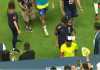 Gak Ada yang Asin? Lihat Muka Neymar Dilempar Popcorn oleh Pendukung Brasil