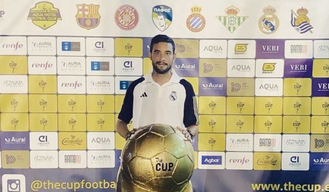 Real Madrid pecat asisten pelatih gara-gara surat terima kasih ke Barcelona Real Madrid pecat asisten pelatih gara-gara surat terima kasih ke Barcelona