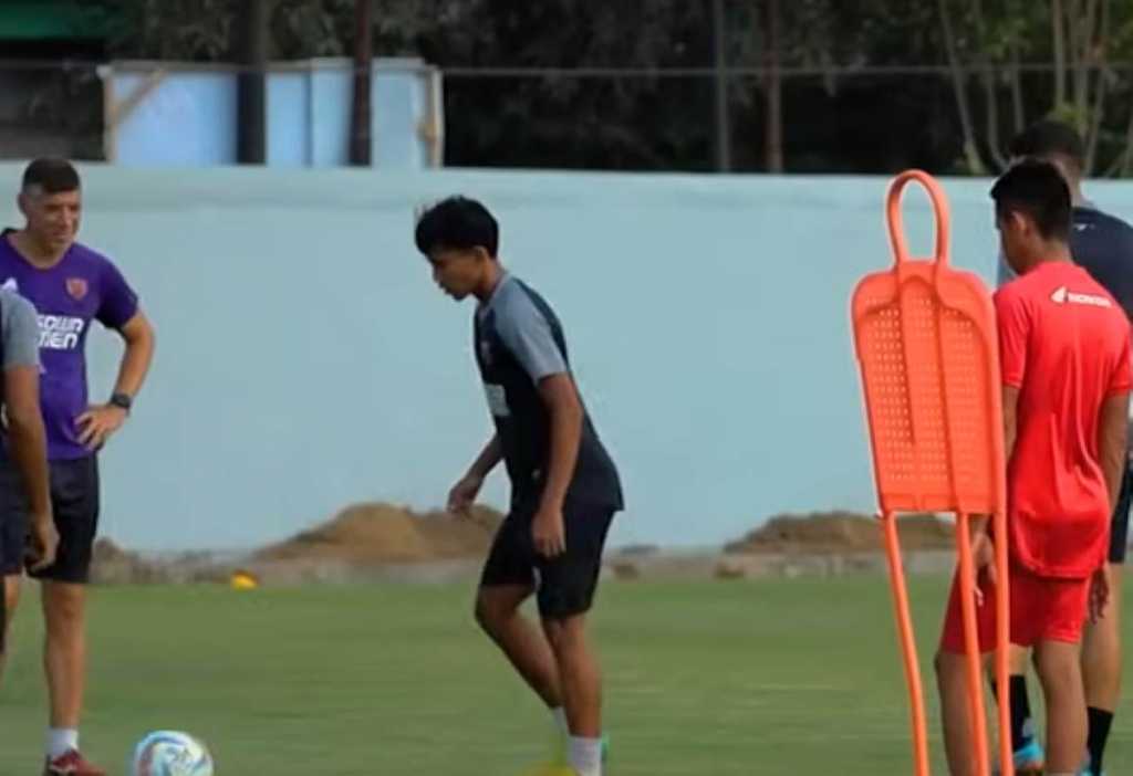 Sesi latihan PSM Makassar jelang hadapi Hougang