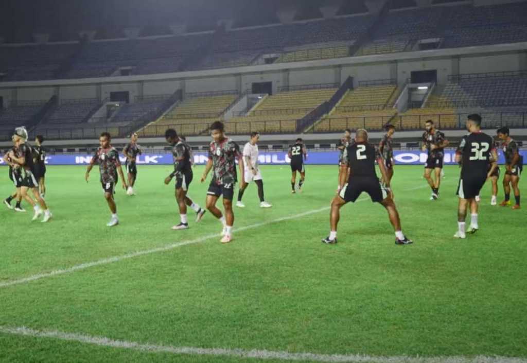 Sesi latihan PSS Sleman jelang bertemu Persib Bandung