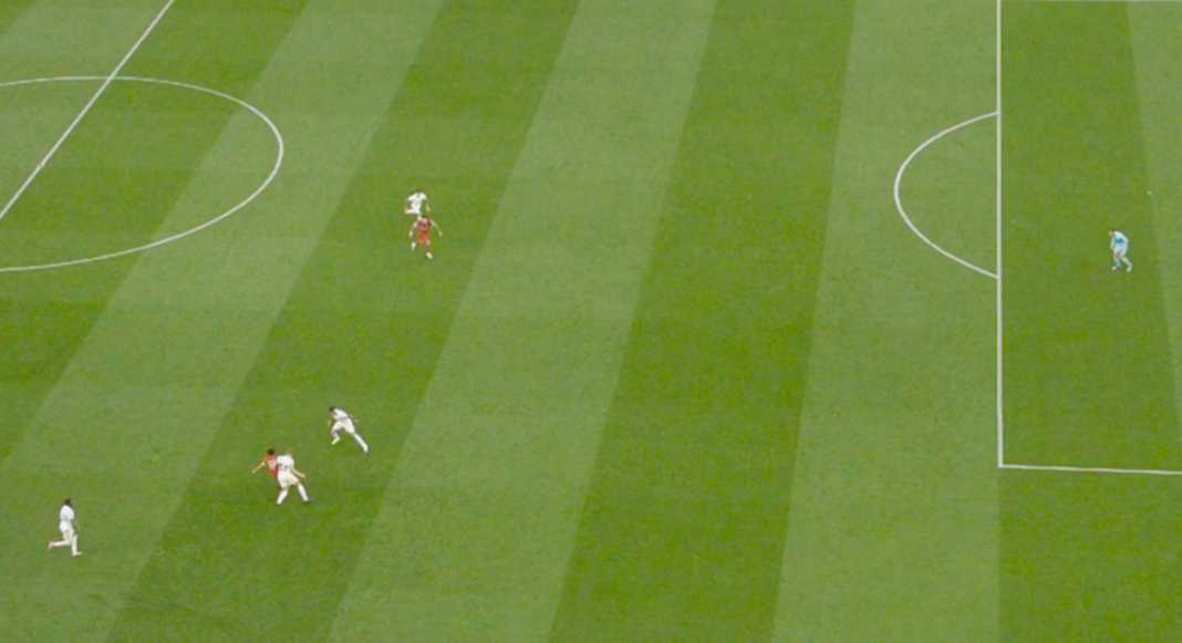 VAR menunjukkan bahwa Luis Diaz tidak offside dalam laga Tottenham Hotspur vs Liverpool VAR menunjukkan bahwa Luis Diaz tidak offside dalam laga Tottenham Hotspur vs Liverpool