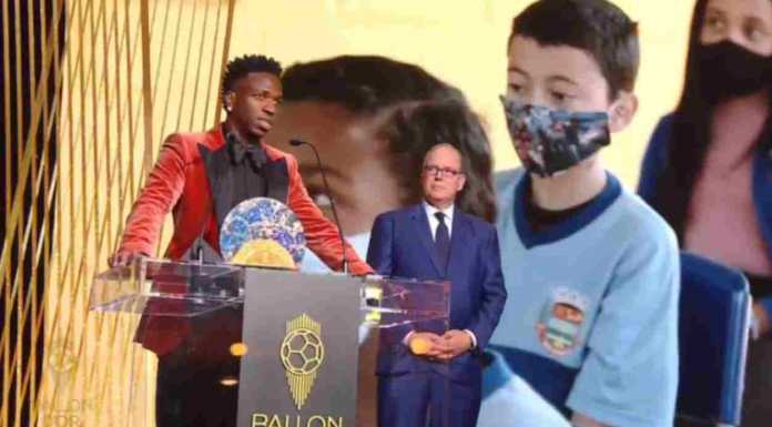 Vinicius Junior raih trofi Socrates Award di gala Ballon d'Or 2023, ini merupakan trofi bagi pemain sepak bola dengan peran sosial mereka di luar lapangan.