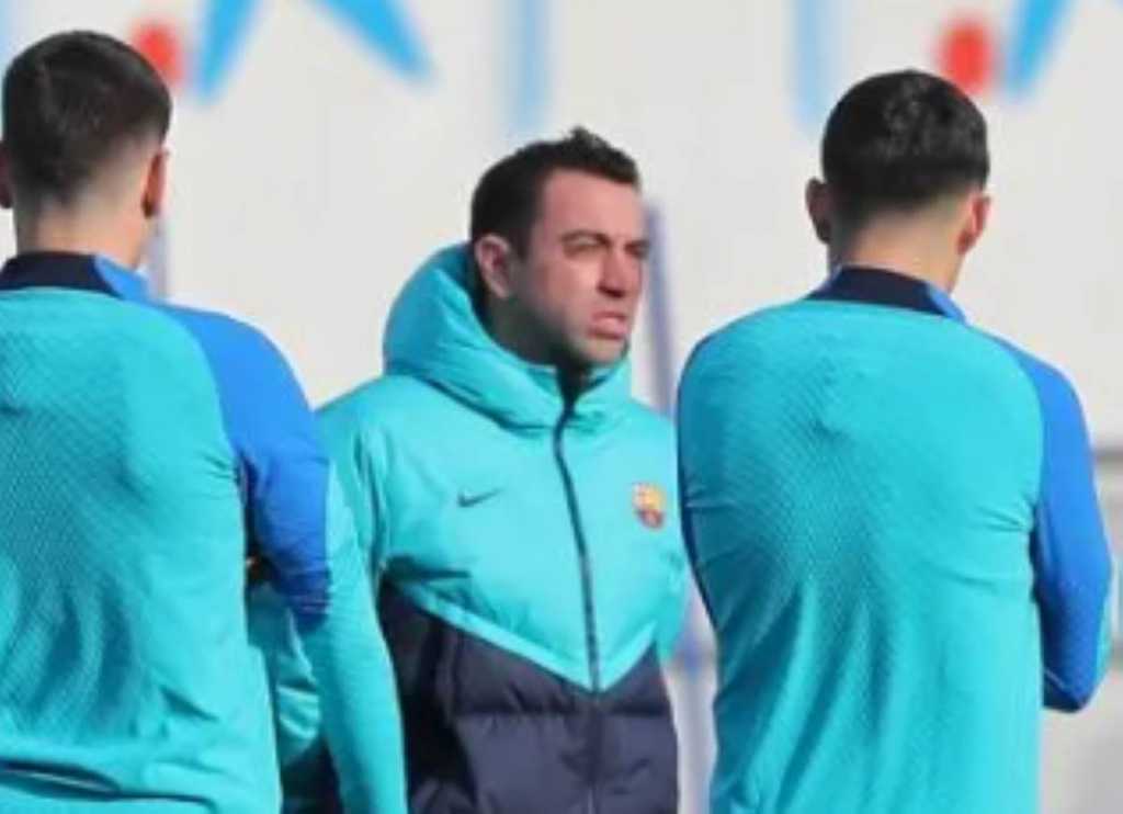 Xavi Hernandez dalam sebuah sesi latihan di Barcelona