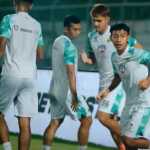 Latihan Persib Bandung jelang bertemu Madura United