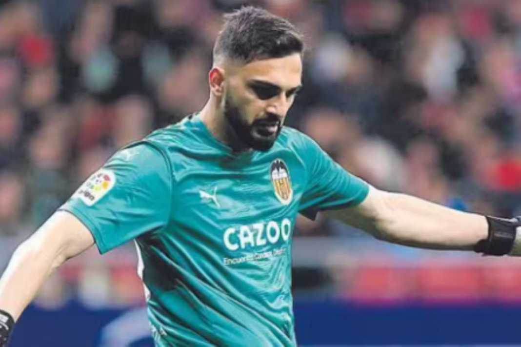 Mamardashvili dalam aksinya di Valencia Mamardashvili dalam aksinya di Valencia