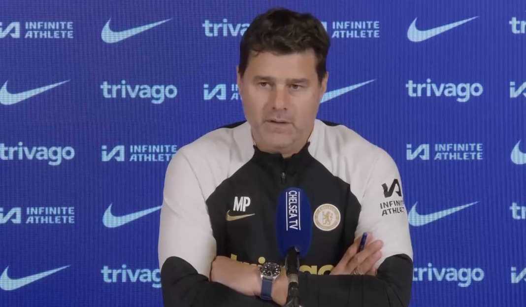 Mauricio Pochettino dalam konferensi pers Chelsea Mauricio Pochettino Beri Update Kebugaran Skuad Chelsea Jelang Pertandingan Piala Liga