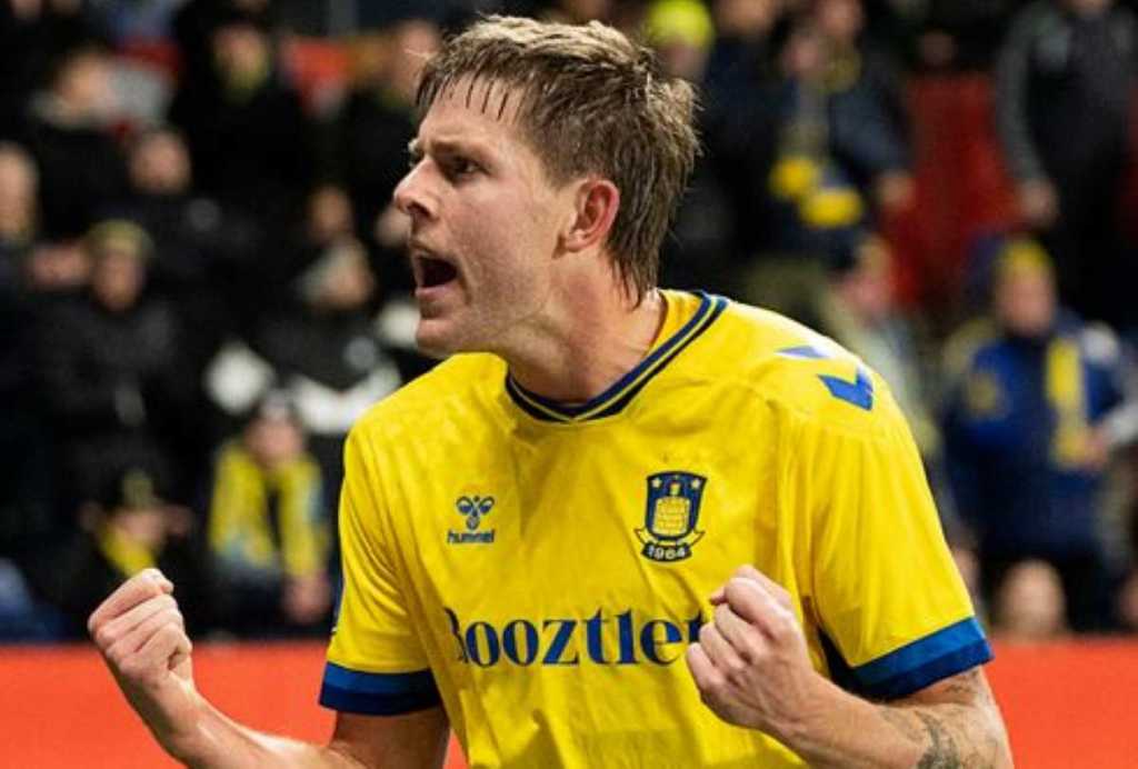 Nicolai Vallys dalam sebuah laga yang dilakoni Brondby