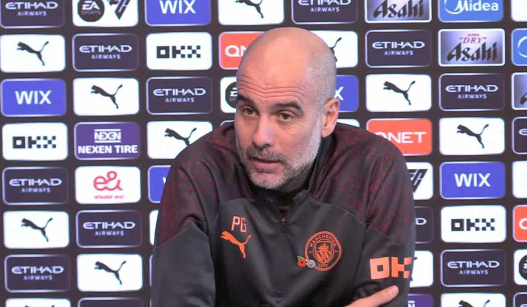 Pep Guardiola di konferensi pers Manchester City Guardiola Tak Mau Remehkan Chelsea, Update Kabar Terbaru Stones dan De Bruyne