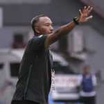 Uston Nawawi dalam sebuah sesi latihan Persebaya Surabaya