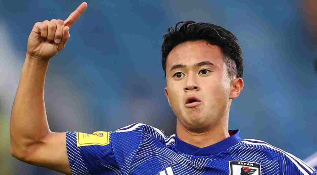 Rento Takaoka merayakan gol bersama Jepang U17