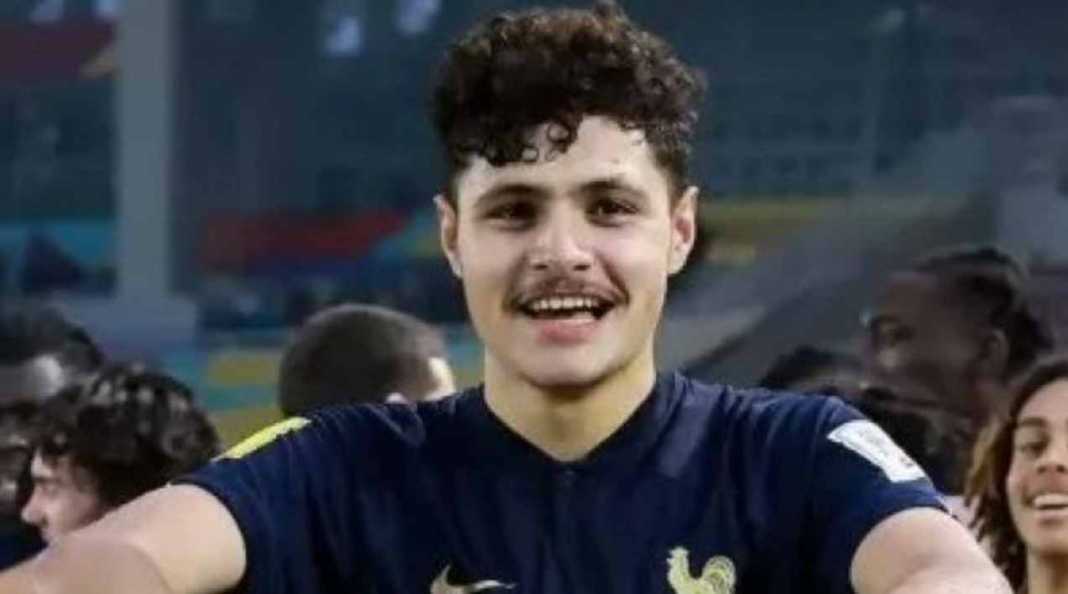 bcmhjfr10 Ismail Bouneb merayakan golnya bagi Perancis