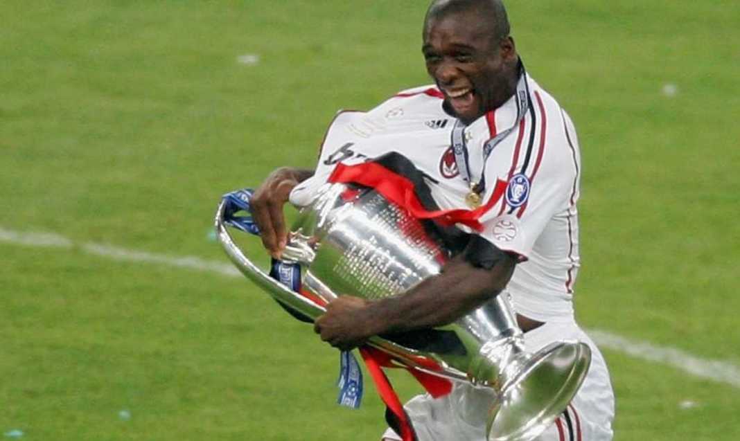 Clarence Seedorf salah satu pesepakbola yang pernah meraih trofi Liga Champions dengan klub yang berbeda