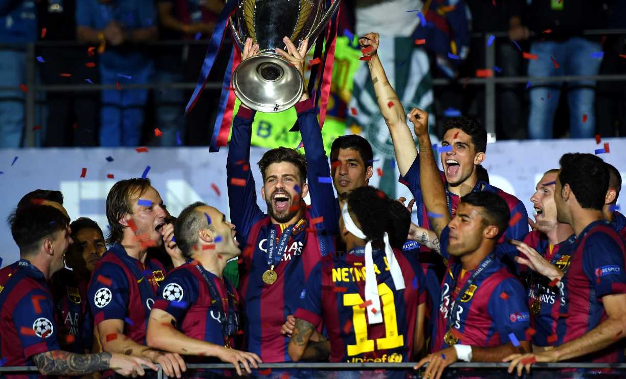 Gerard Pique merayakan kemenangan Barcelona di Liga Champions 