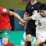 Pemain Indonesia saat berduel dengan Maroko