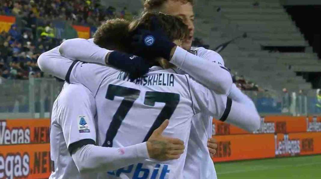 ilopan77 Khvicha Kvaratskhelia merayakan gol pertamanya di bawah era baru Walter Mazzarri