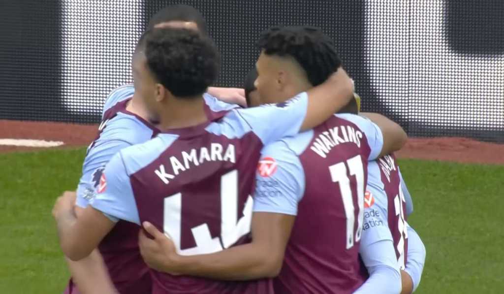 Aston Villa punya rekor 13 kemenangan kandang beruntun