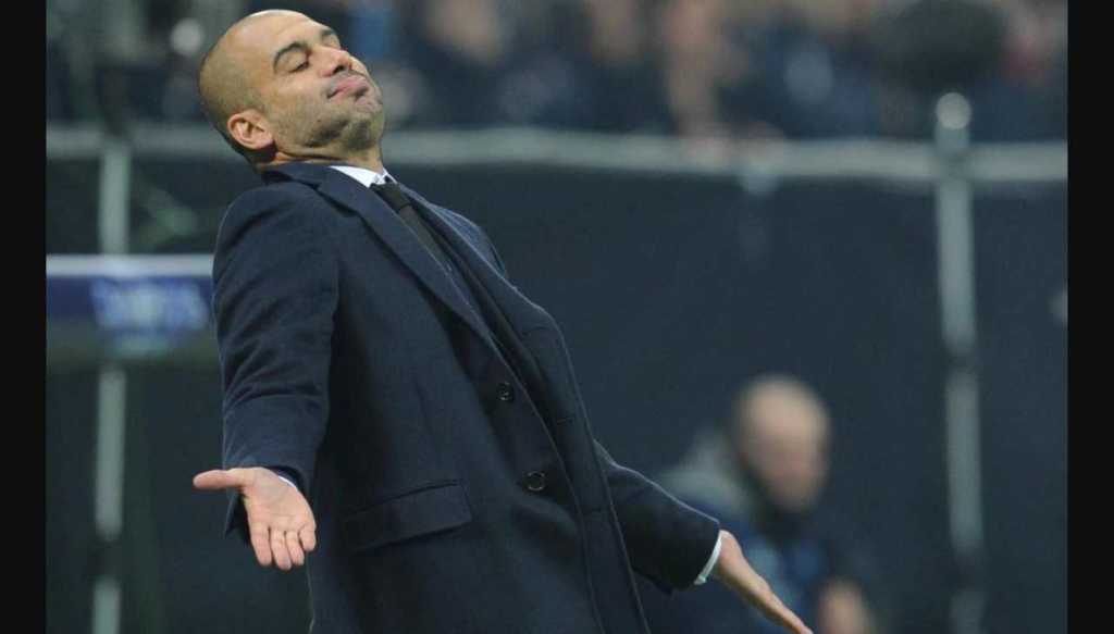 Reaksi Pep Guardiola di pinggir lapangan Manchester City