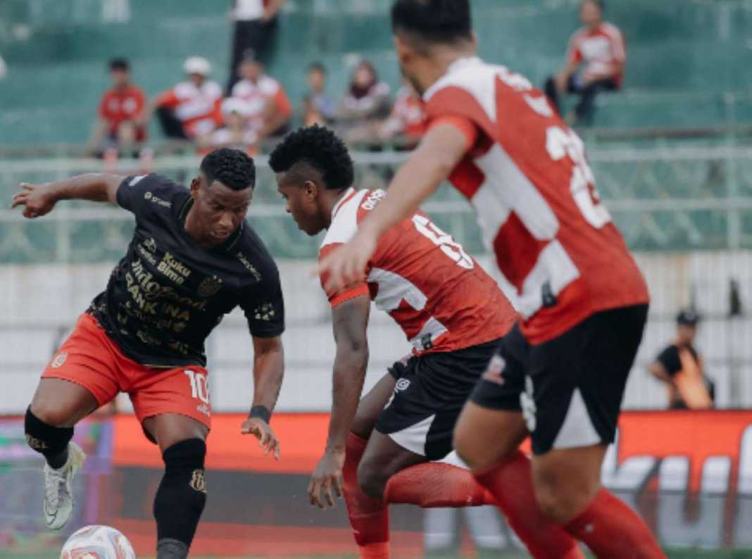 Duel Madura United vs Bali United Duel Madura United vs Bali United