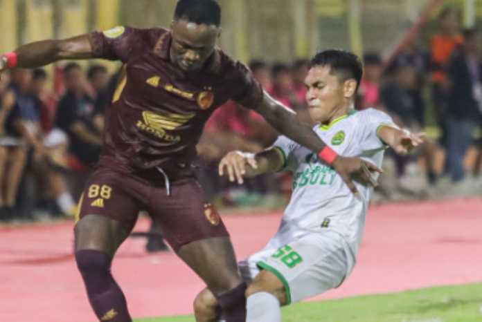 Duel PSM vs Persikabo 1073