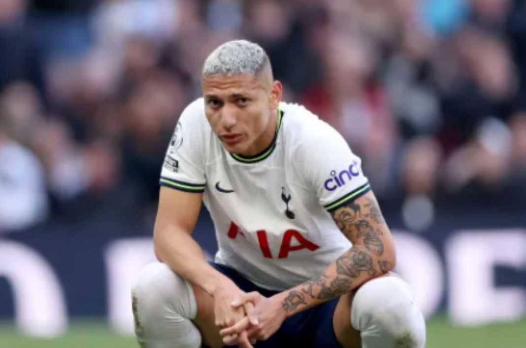 Richarlison dalam sebuah laga Tottenham Hotspur Richarlison dalam sebuah laga Tottenham Hotspur