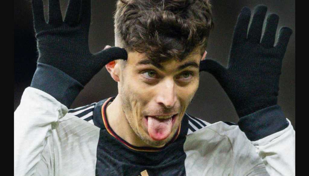 Kai Havertz merayakan golnya saat dimainkan sebagai bek kiri di timnas Jerman