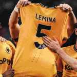 Hasil Wolves vs Everton di Liga Inggris, Pemain Wolves mengarak jersey Mario Lemina usai gol pertama atas Everton