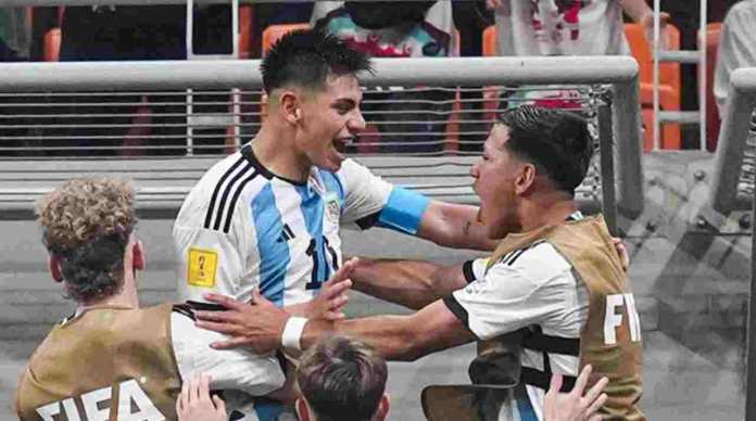 Perayaan gol Argentina di Piala Dunia U17
