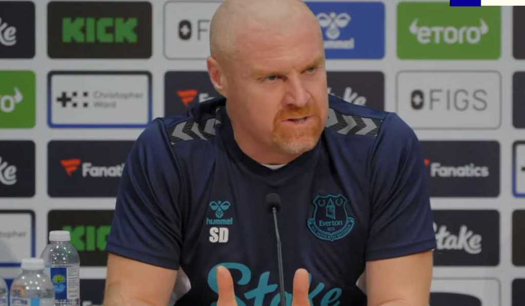 Sean Dyche Minta Everton Tidak Berpuas Diri Usai Hanya Kalah Dua Kali di 10 Laga