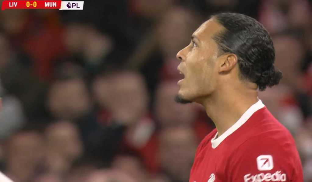 Virgil van Dijk klaim Manchester United nggak niat main