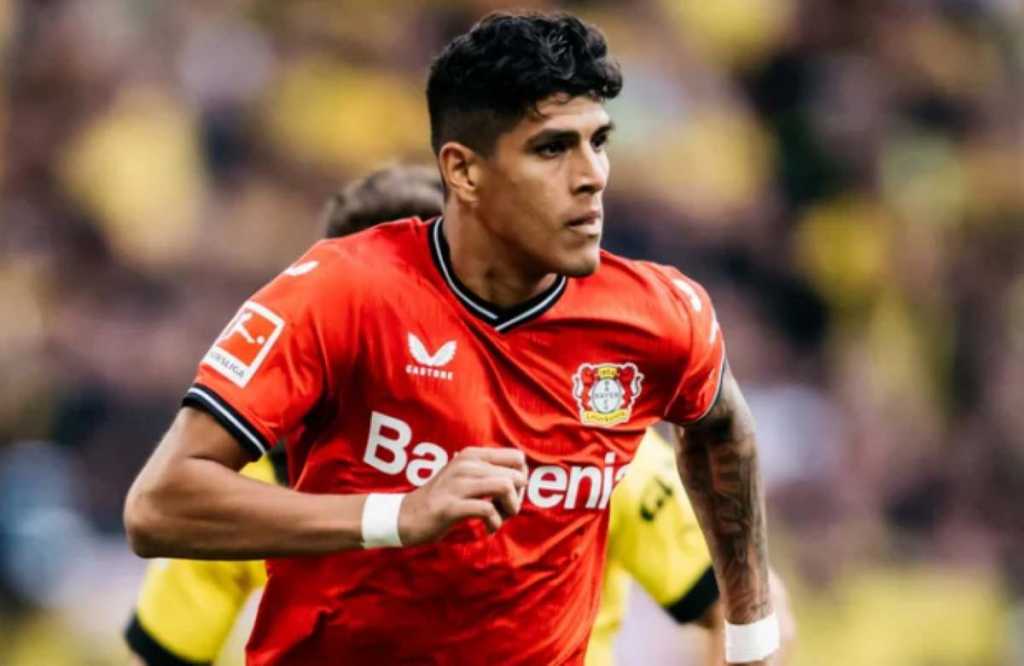 Bayer Leverkusen Bisa Lepas Piero Hincapie yang Dilirik Banyak Klub Besar