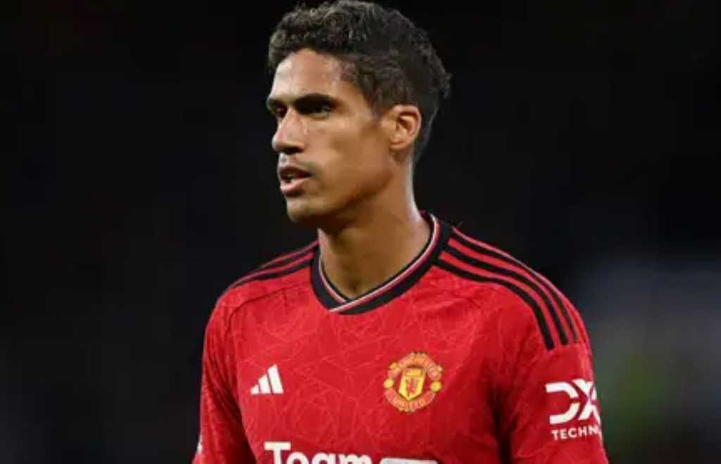 Manchester United Cari Pengganti Raphael Varane