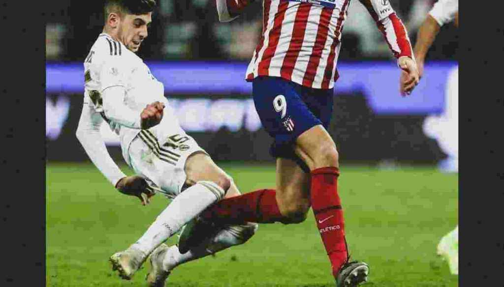 Fede Valverde menjatuhkan Alvaro Morata dalam Derby Madrid