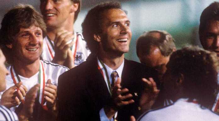 Franz Beckenbauer sang legenda sepak bola Jerman telah meninggal dunia