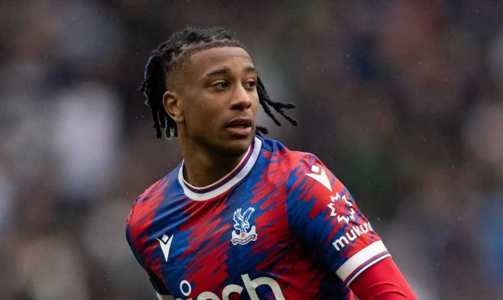 Manchester United wajib untuk mempertimbangkan mengganti Antony dengan bintang Crystal Palace, Michael Olise. Dia jauh lebih baik!